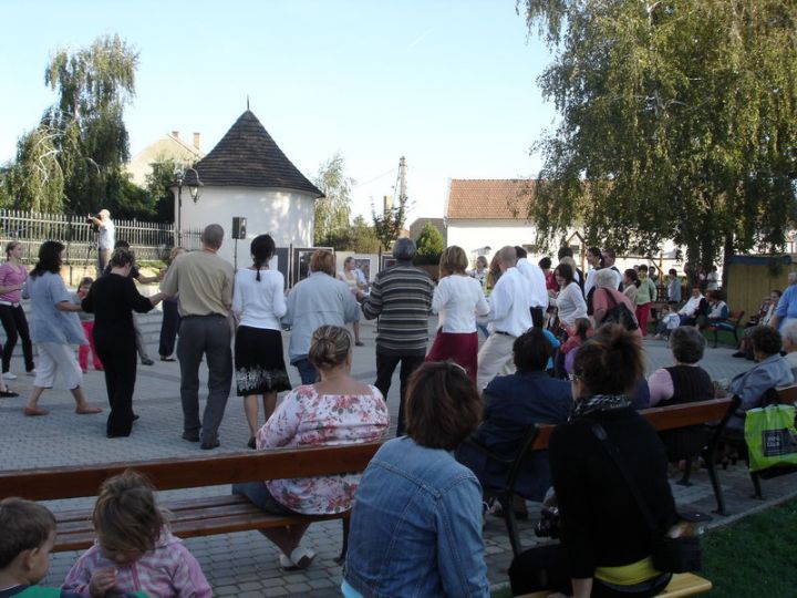 Teljes nézet