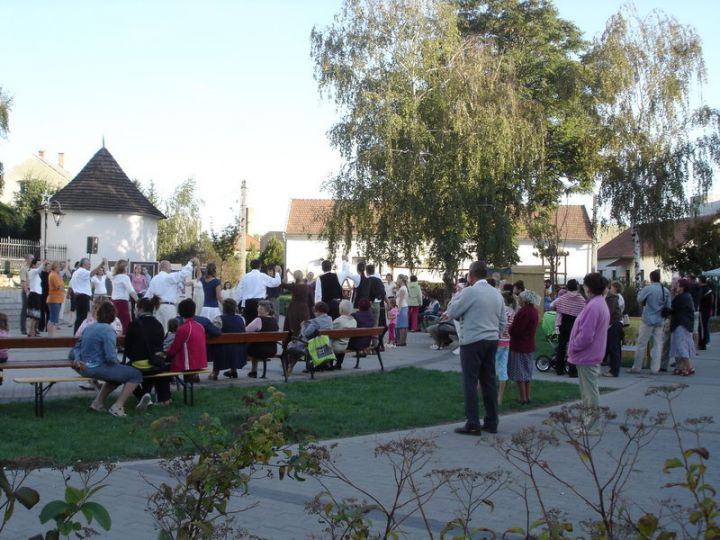 Teljes nézet